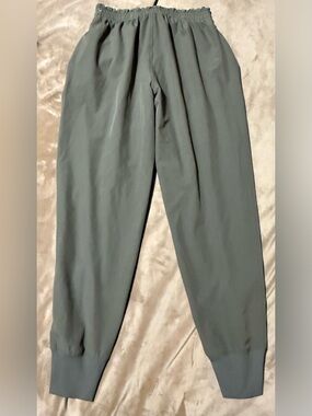 Abercrombie & Fitch Moss Green Women’s Jogger Pants